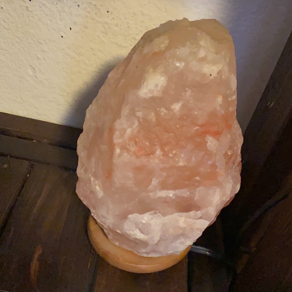 Salt rock lamp